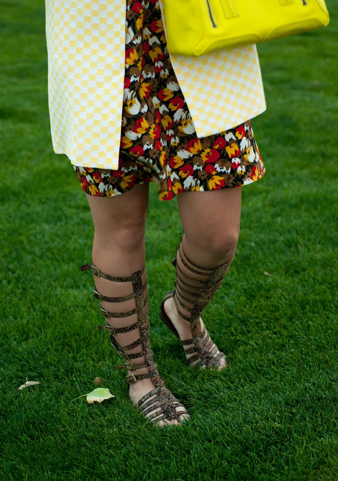 karen walker dress, ootd, zara jacket, gladiator sandals, jeffrey campbell gladiator sandals, floral dress