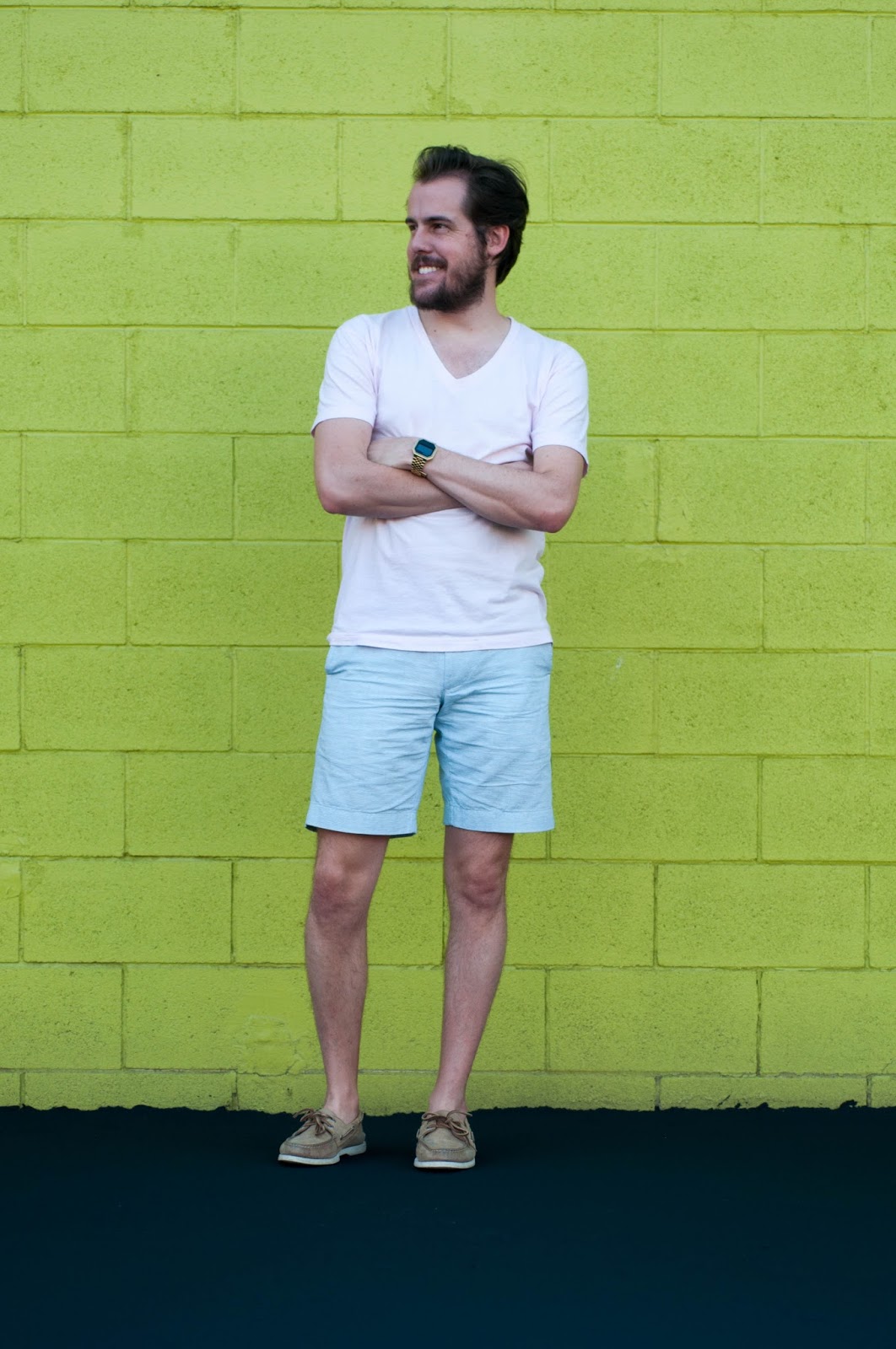 mens fashion, mens style, jcrew stanton short, sperry topsider boat shoes, american apparel v neck, ootd