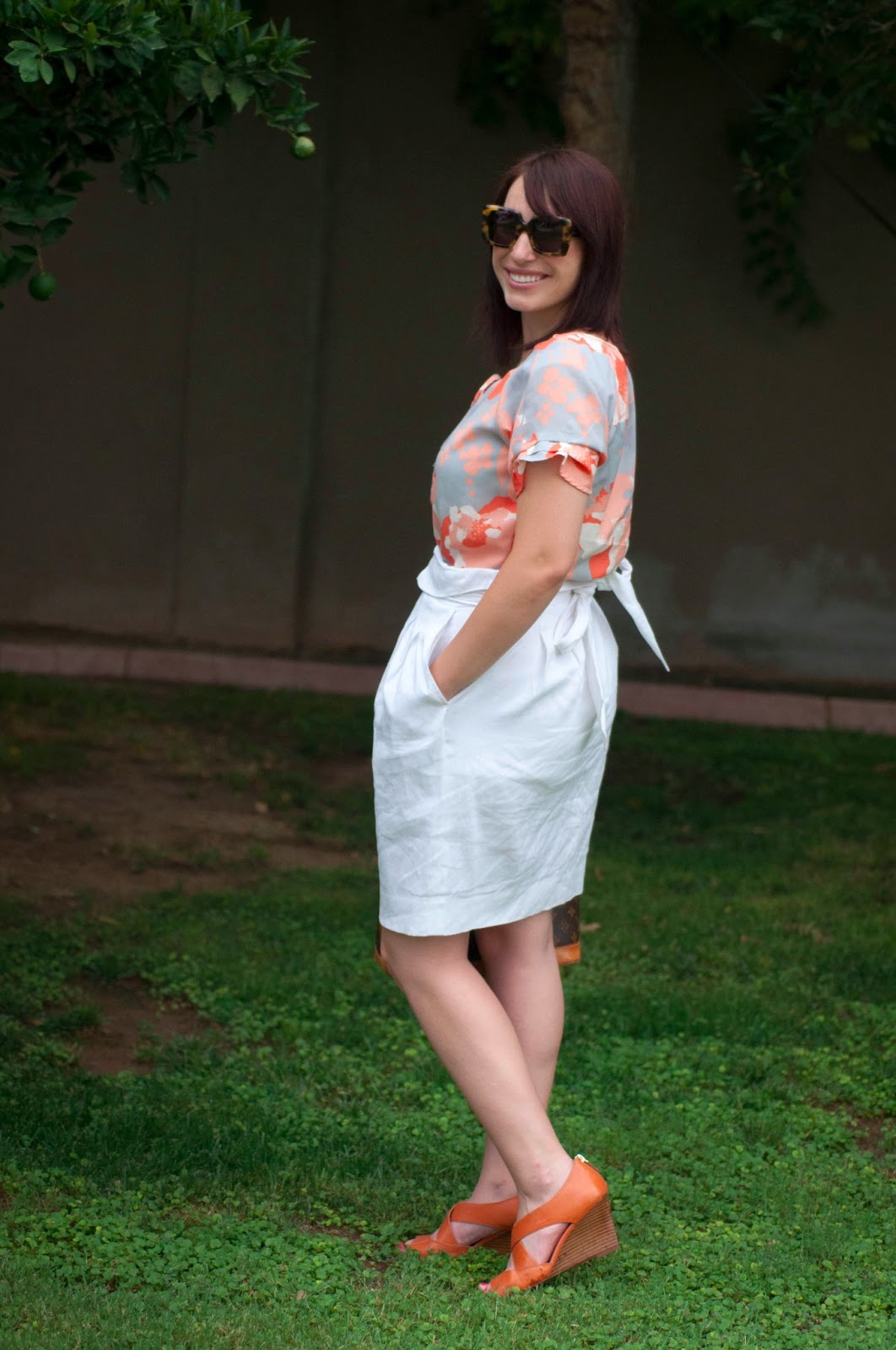 bcbg white skirt, karen walker sunglasses, karen walker, silk blouse, tortoise sunglasses, bow skirt, ootd, style blog 