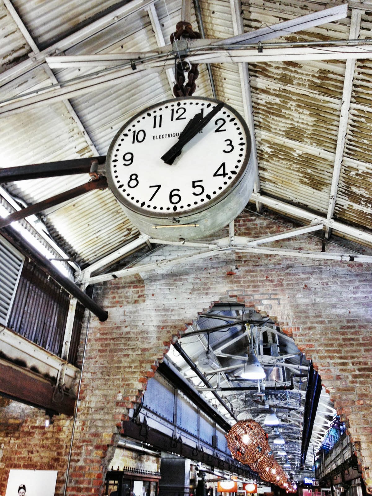 large clock, chelsea market place, unique lighting, industrial, meat packing district 