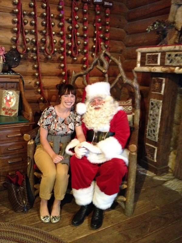 I meet Santa at a day at Disneyland all by myself!!!