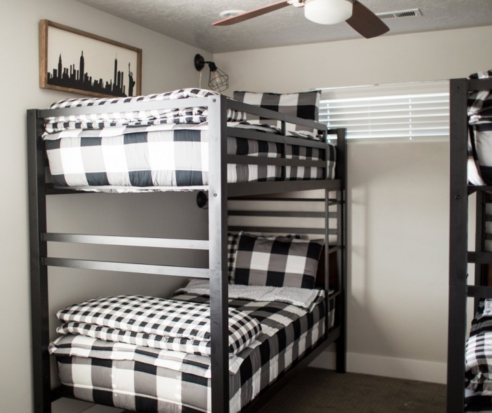 How to make a Bunkbed in less than 5 minutes!