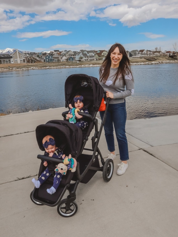Why I Picked The Thule Sleek Stroller For My Twins