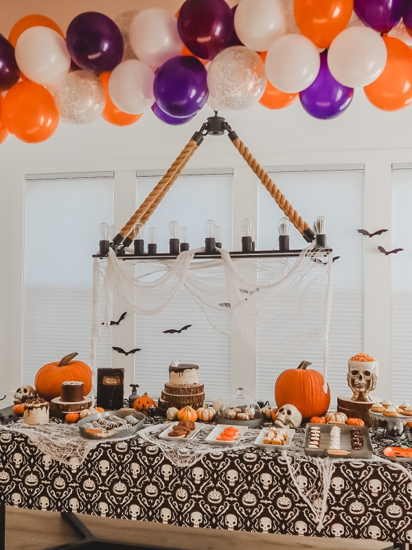 Easiest, Quickest & Most Affordable Way To Make A Balloon Garland