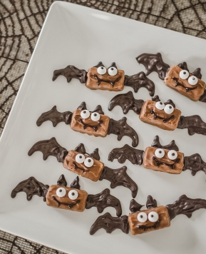 How To Make Halloween Candy Bar Bats