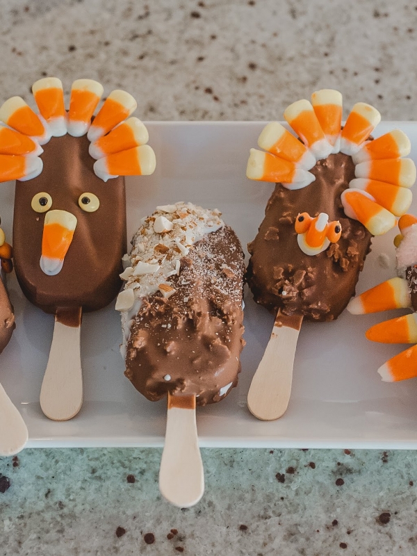 Edible Thanksgiving Craft- Turkey Ice Cream Bars