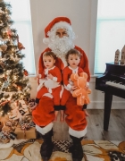 How To Make Marbleized Ornaments- Easy & Fun Christmas DIY