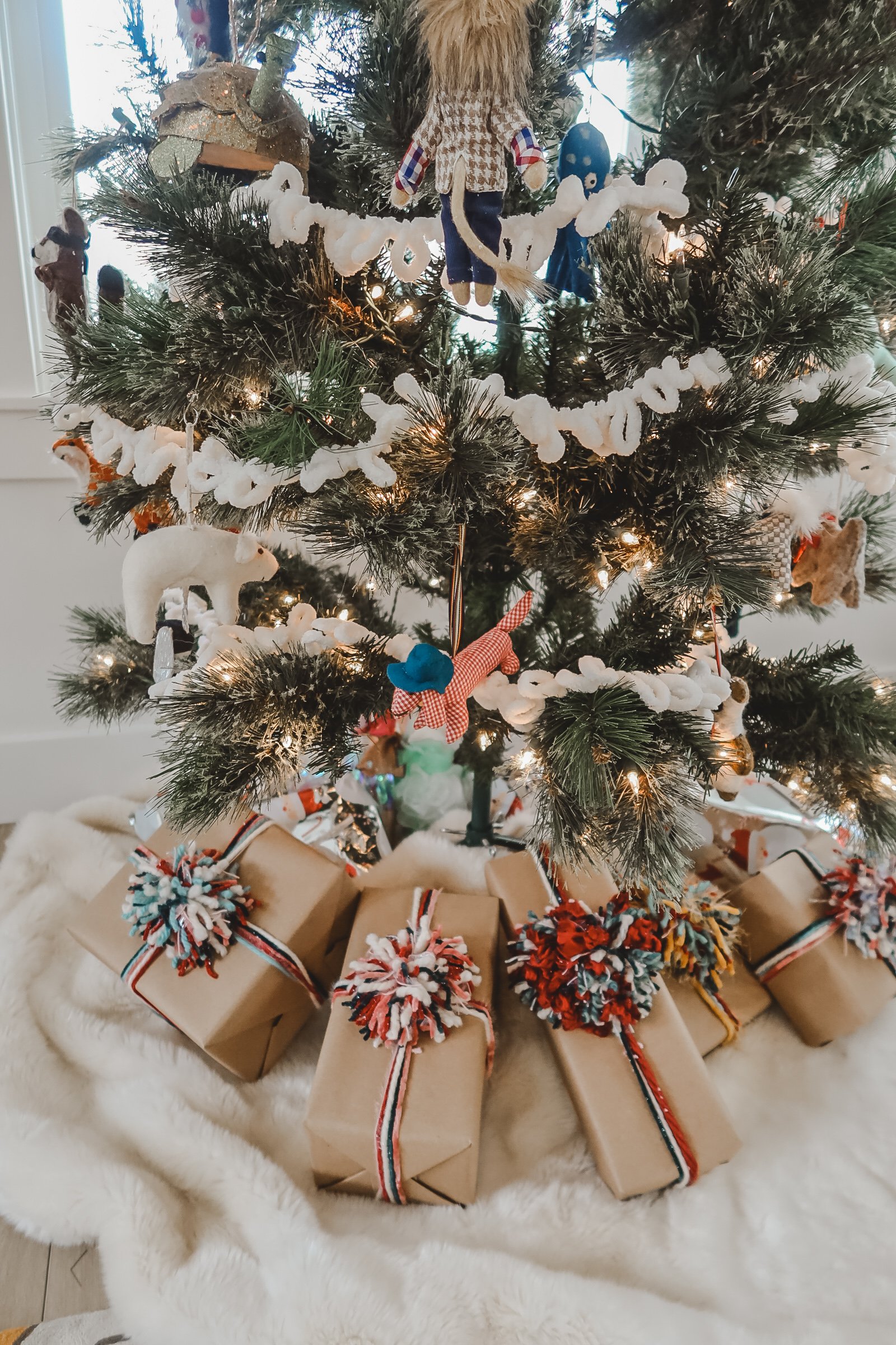 5 Favorite Places To Shop For Christmas Decorations Kelsey Bang