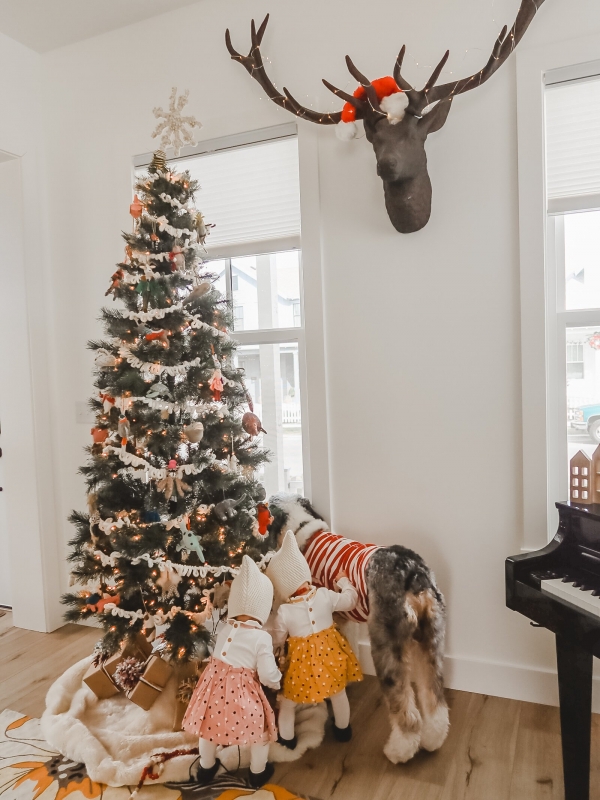 5 Favorite Places To Shop For Christmas Decorations