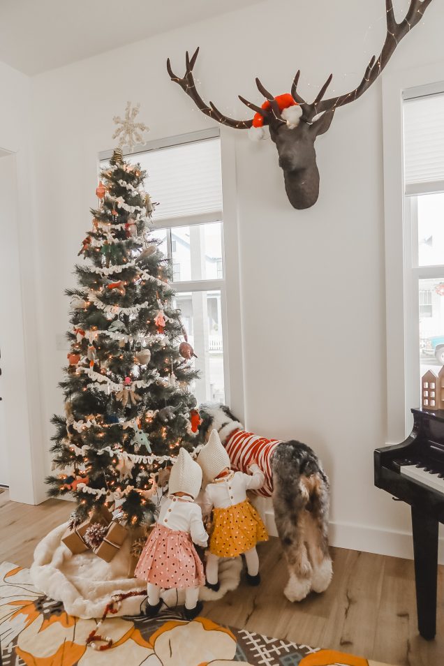 5 Favorite Places To Shop For Christmas Decorations Kelsey Bang