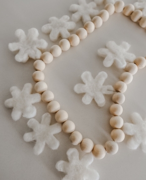 How To Make Fun Shapes Out Of Roving Wool