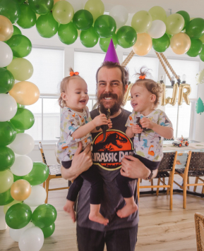 5 Ways To Help Someone Feel Extra Special On Their Birthday