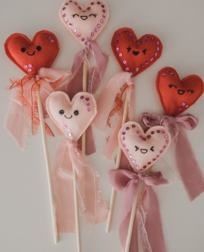 DIY Valentine Heart Wands