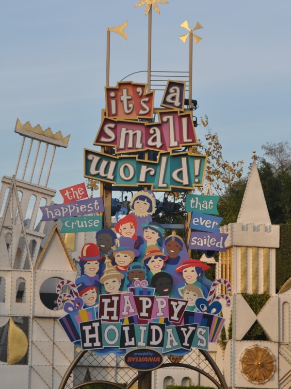 Its a small world, christmas fantasy parade and fireworks at the castle