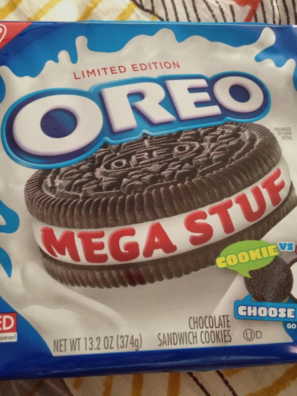 MEGA stuffed Oreos
