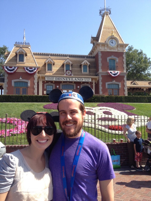 disneyland with the fam :)