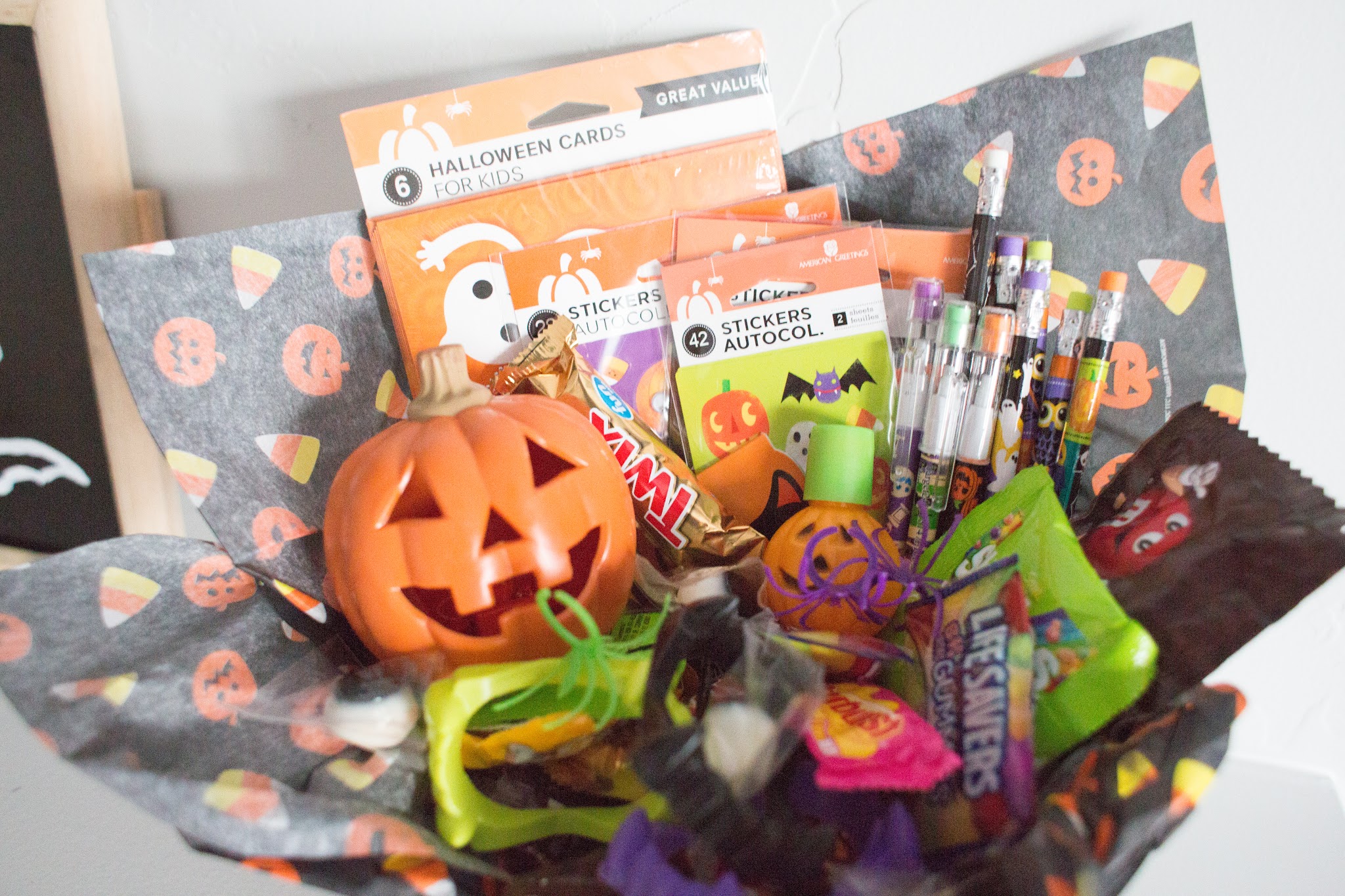 Cute Halloween Party Decorations and Treats