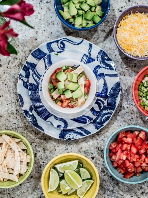 Easy Crock Pot Chicken Tortilla Soup