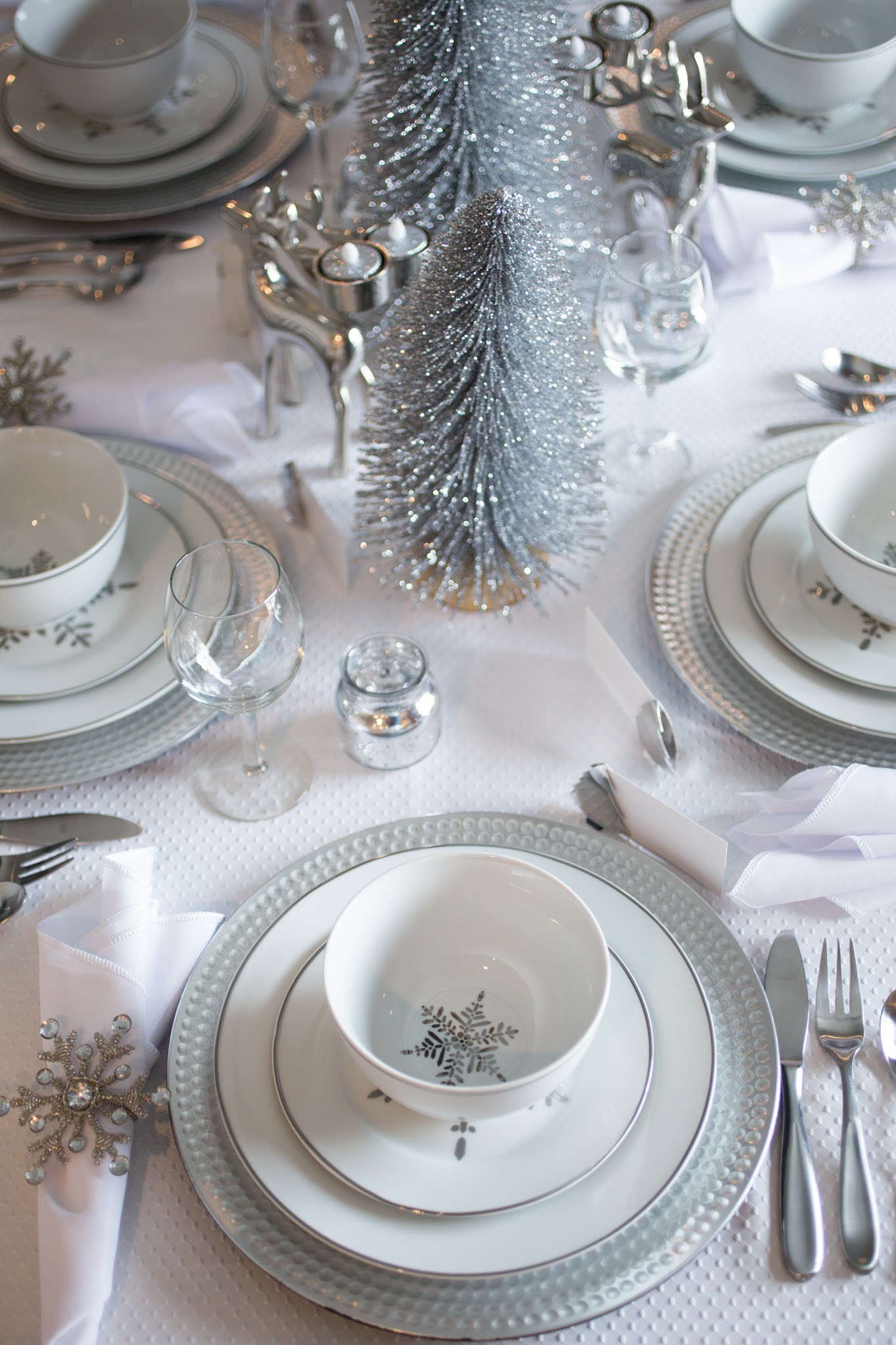 Silver Snowflake Christmas Table
