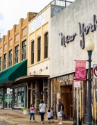 Mint and White Style