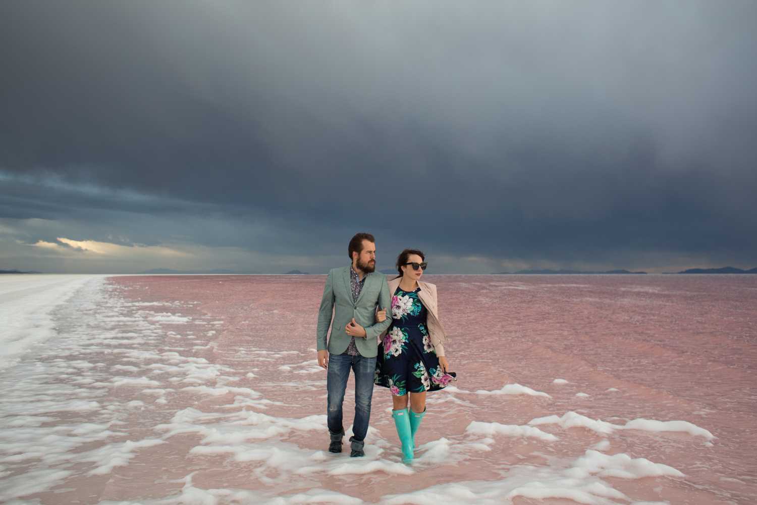 https://kelseybang.com/wp-content/uploads/spiral_jetty_utah_salt_flats-7.jpg